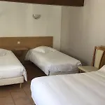 Du Commerce Szálloda 2*