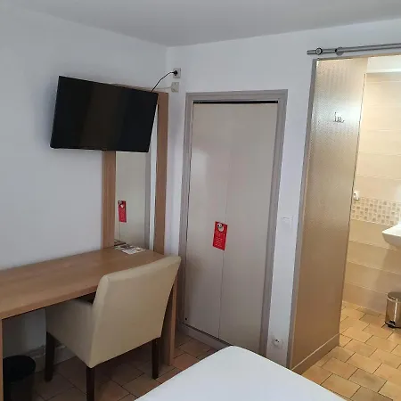 Hotel Du Commerce 2*