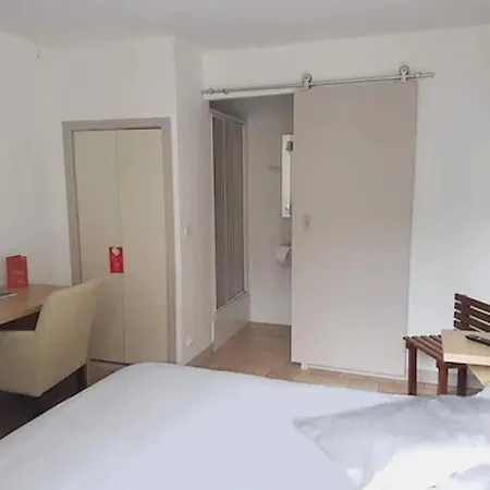 Du Commerce ホテル