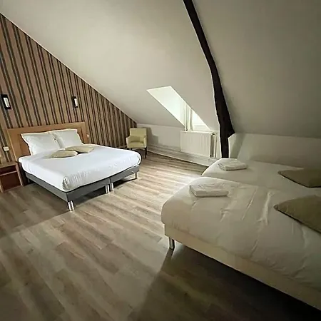 Du Commerce Hotel 2*