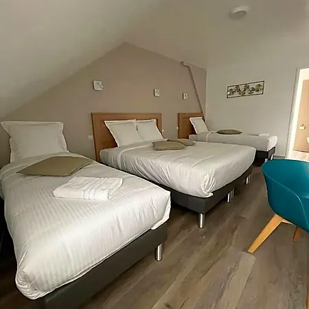 Du Commerce Hotel